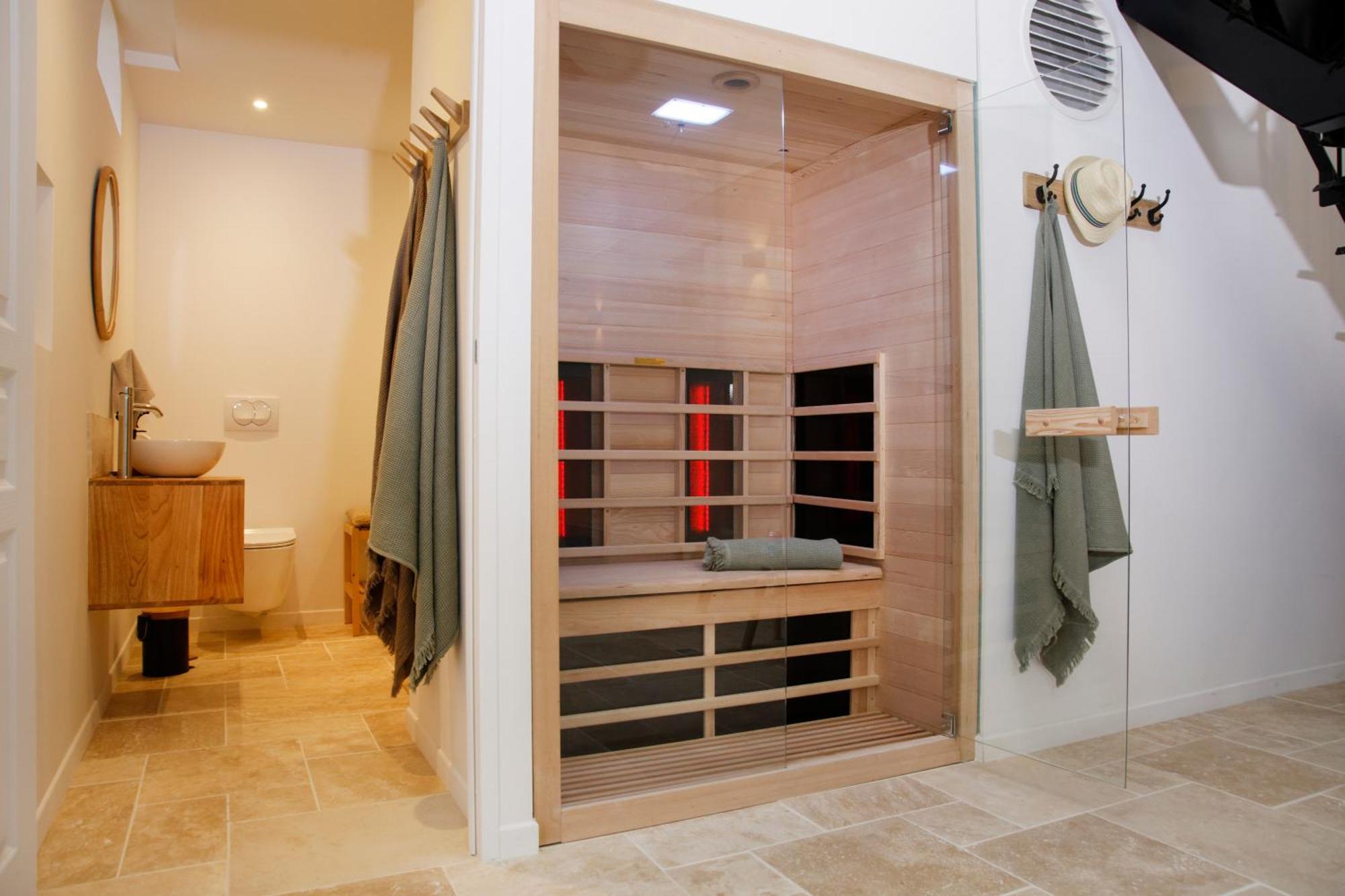 Le Domaine De Soani - Piscine Interieure, Jacuzzis & Sauna Adult Only Saint-Évarzec Esterno foto